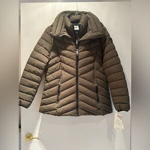 DKNY Olive Puffer Jacket NWT